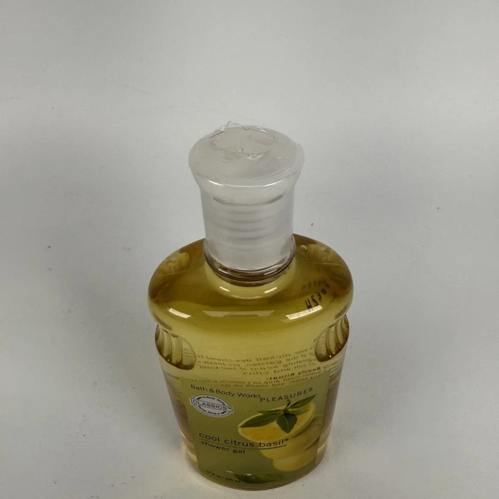 Bath & Body Works Pleasures Exotic‎ Coconut Shower Gel 10oz NEW Retired Rare